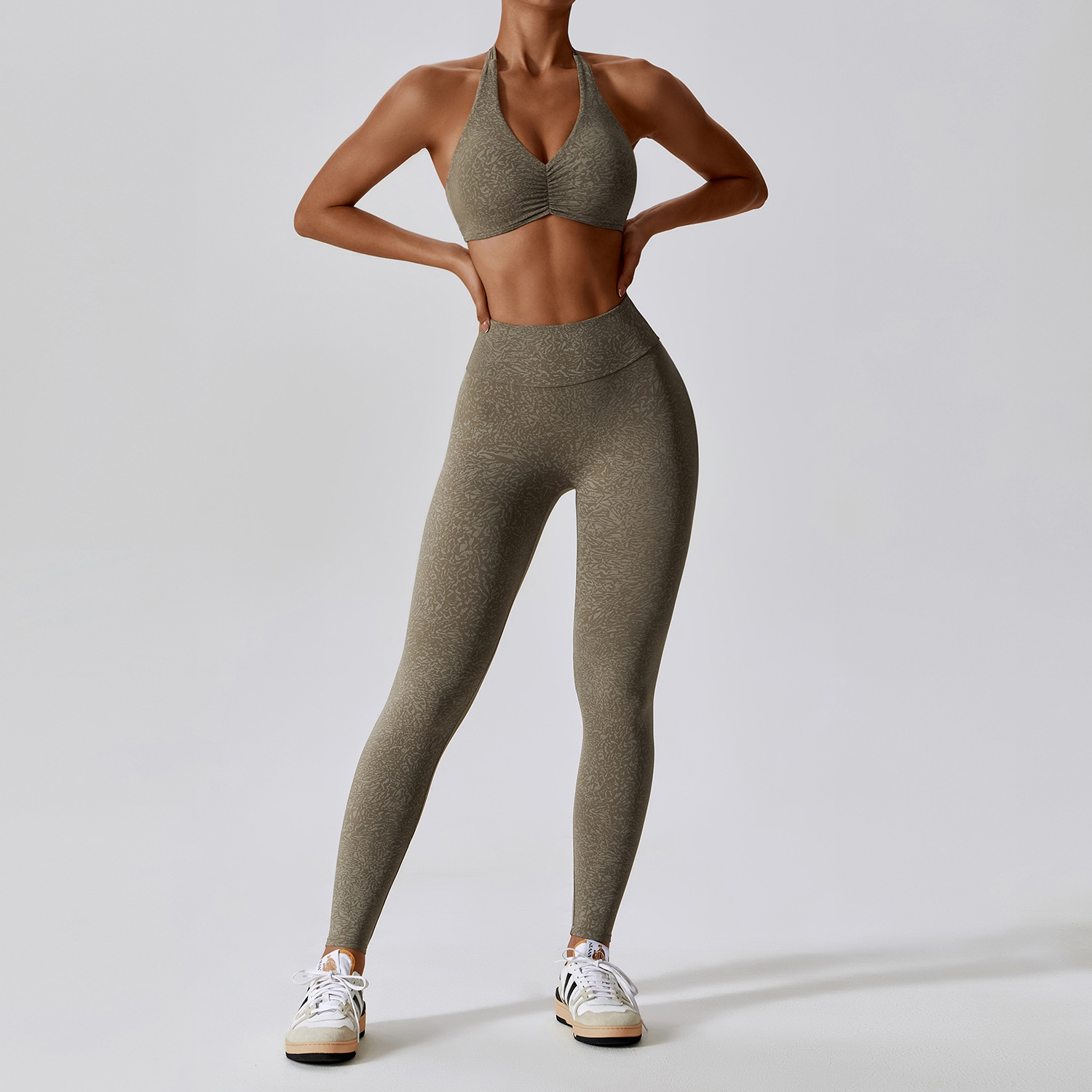 gym clothing manufacturers