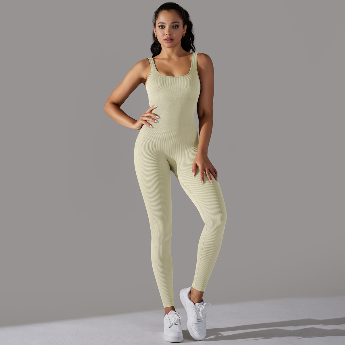 gym clothing manufacturers