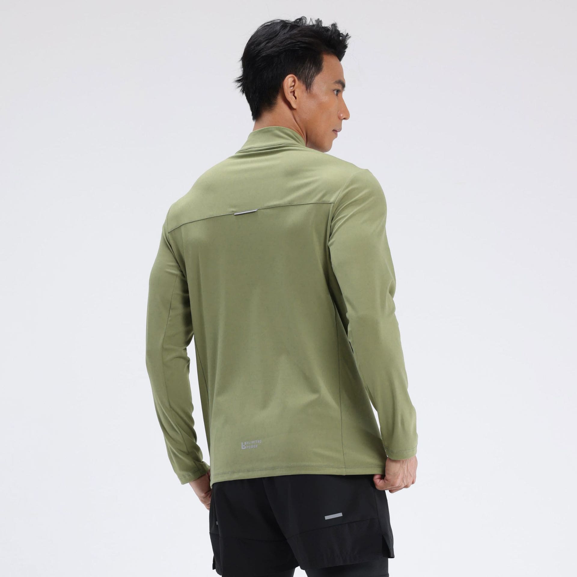 athletic wear vendors