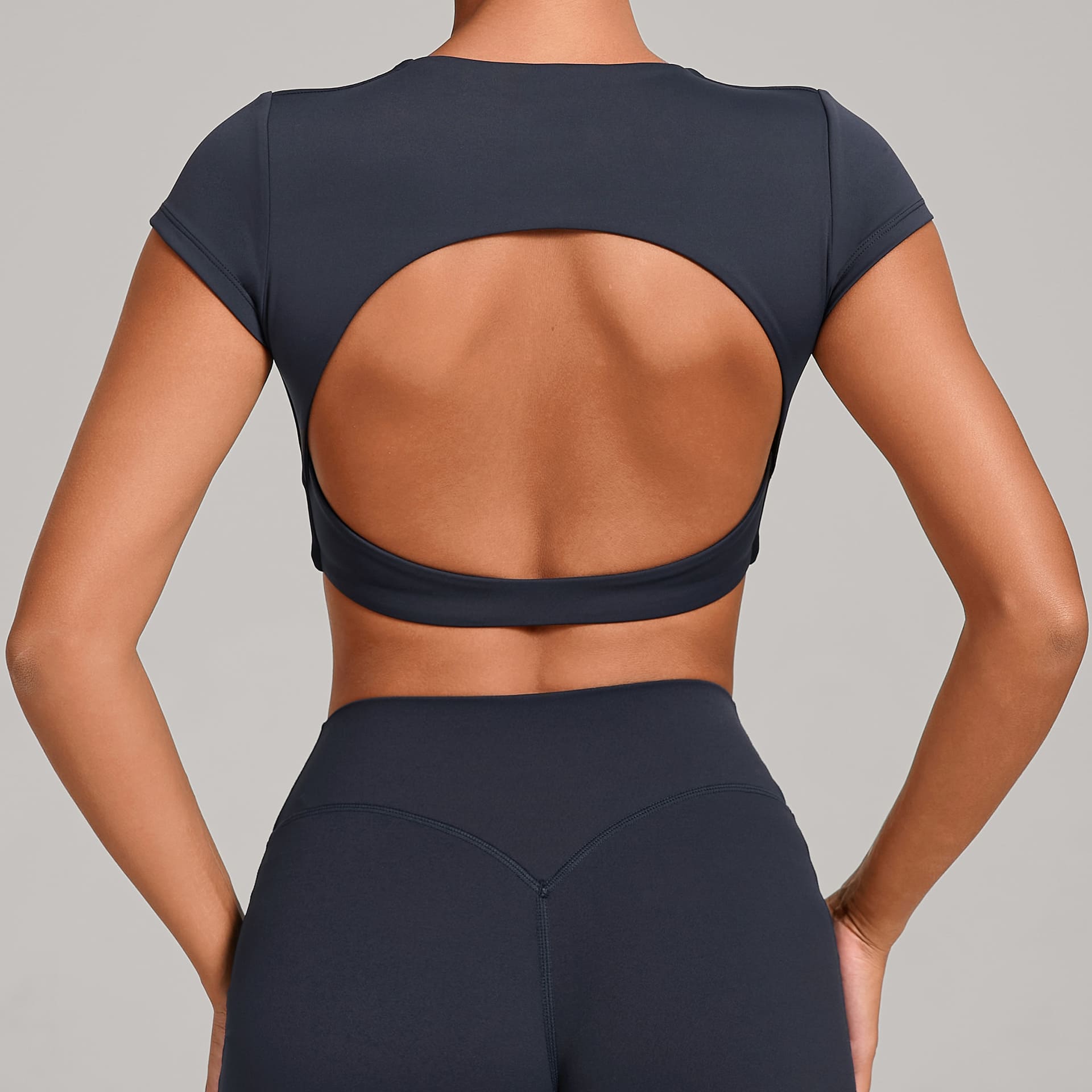 yoga activewear vendors