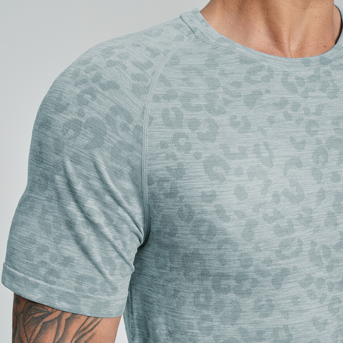 athletic wear wholesale suppliers