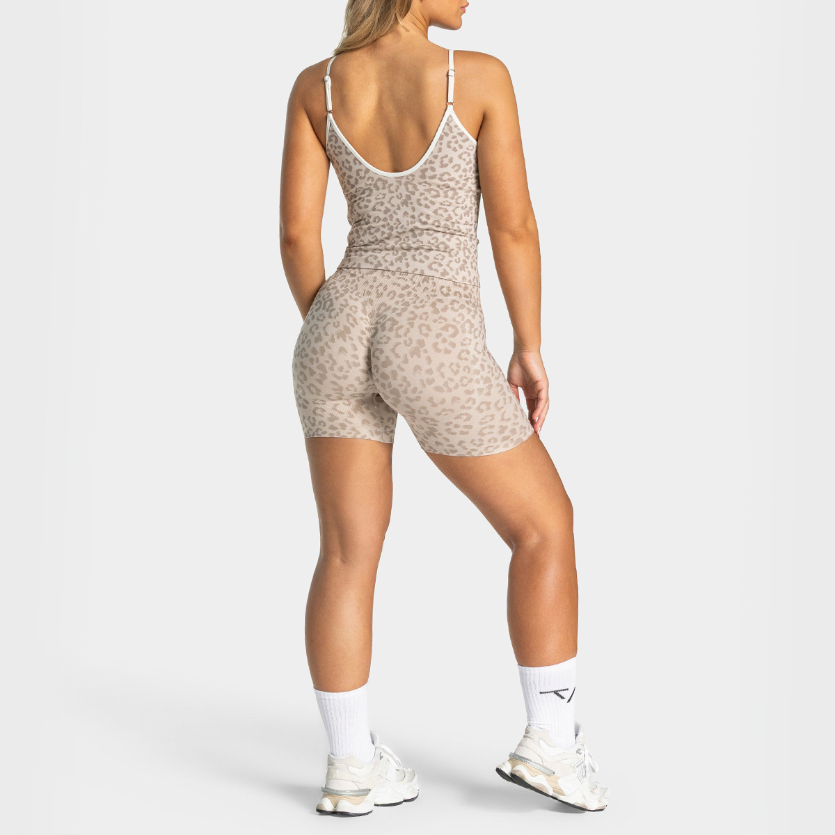 athletic wear wholesale suppliers